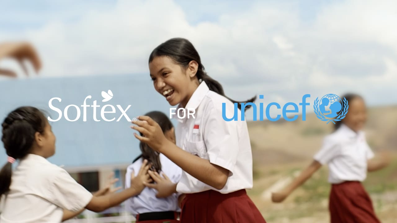 video SOFTEX-for-UNICEF-AnaAndTheRedWings